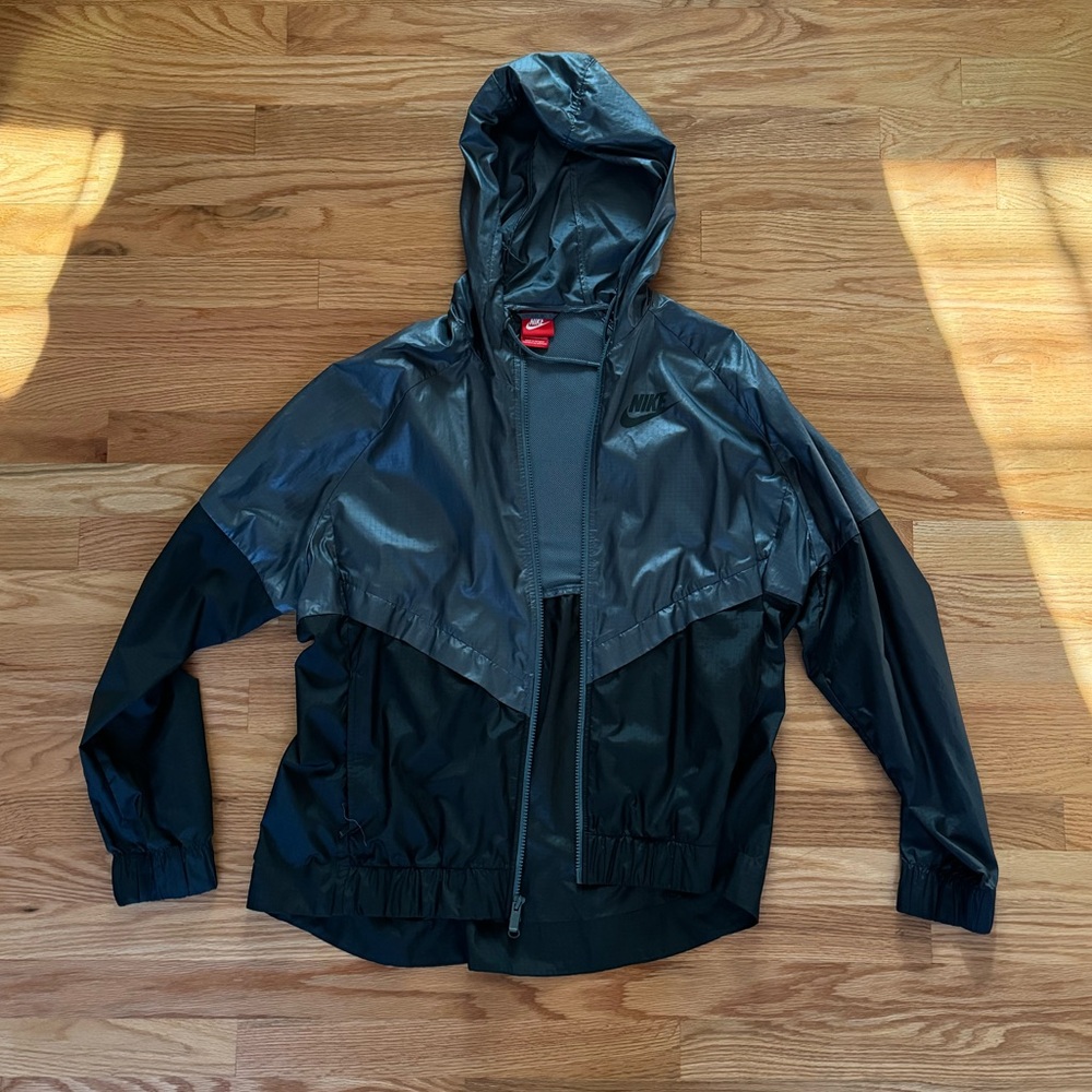 Nike Windbreaker, Greenish Grey